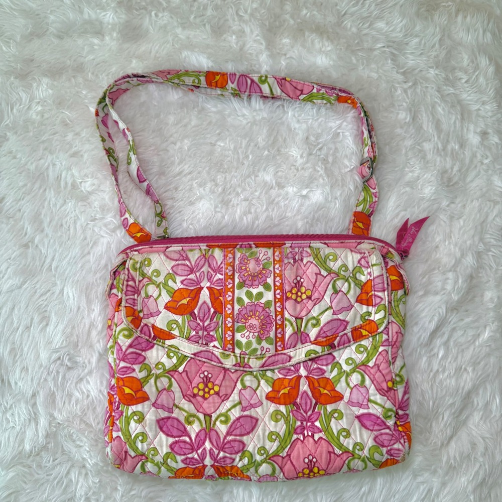 Discontinued Vera Bradley Lilli Bell Quilted Floral Crossbody Pink Orange Purse